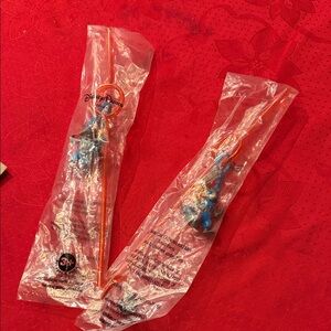2 New Disney parks guardian of galaxy straws clips with  Raccoon and Groot